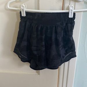 Lululemon hottie hot shorts